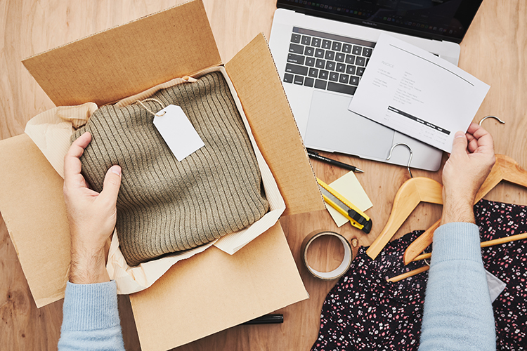 7 Powerful Reasons Why Mailer Box Is Good for Shipping Cloth